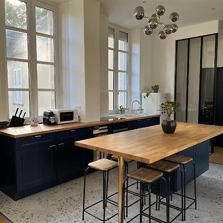 Bright Apt 70M2 In Bayeux Historic Center W Pkg Exterior photo